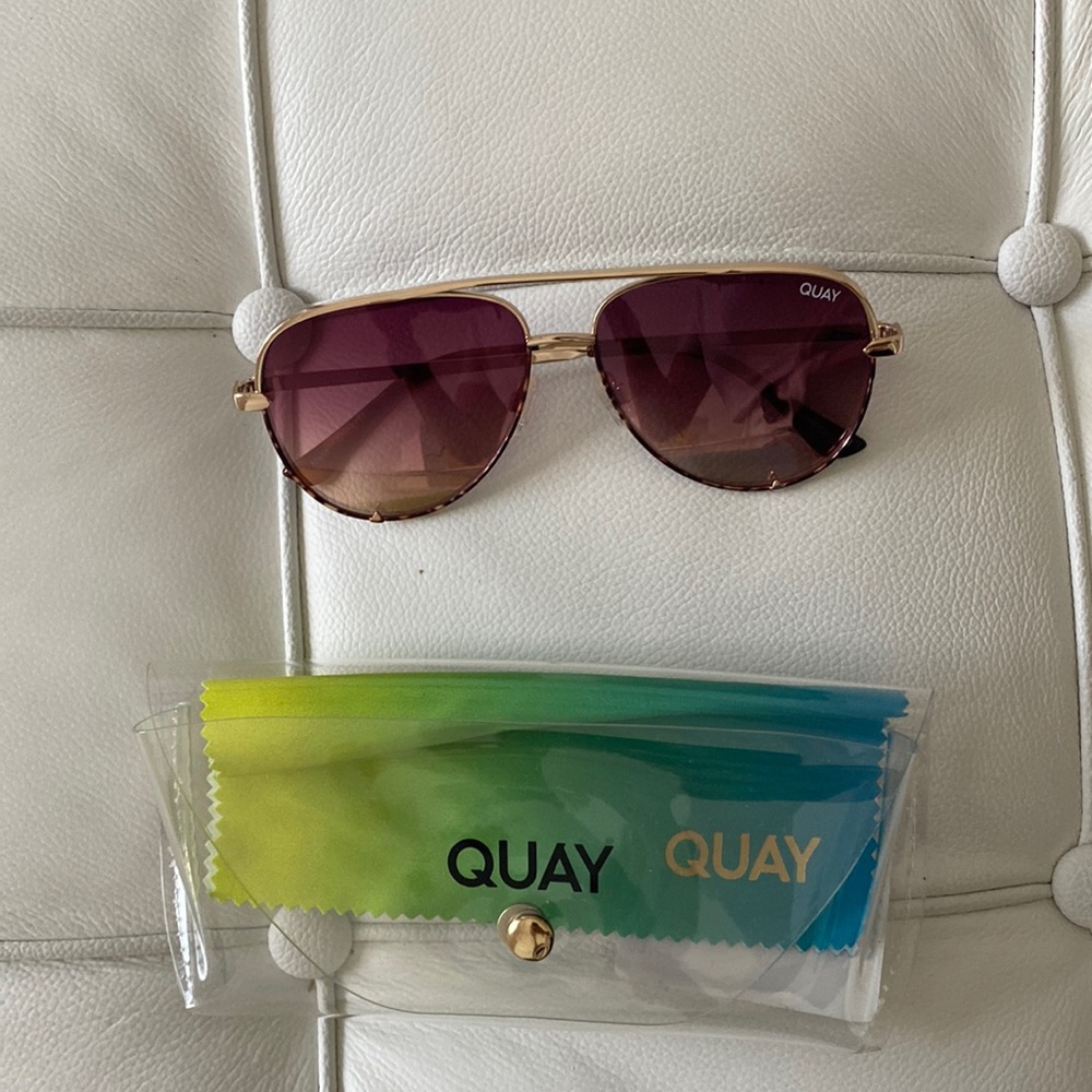 Quay glasses